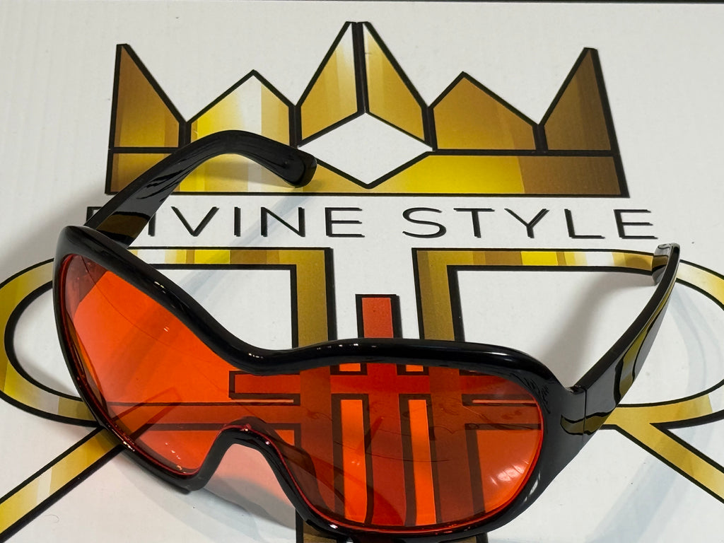 Oversized Red Vision
